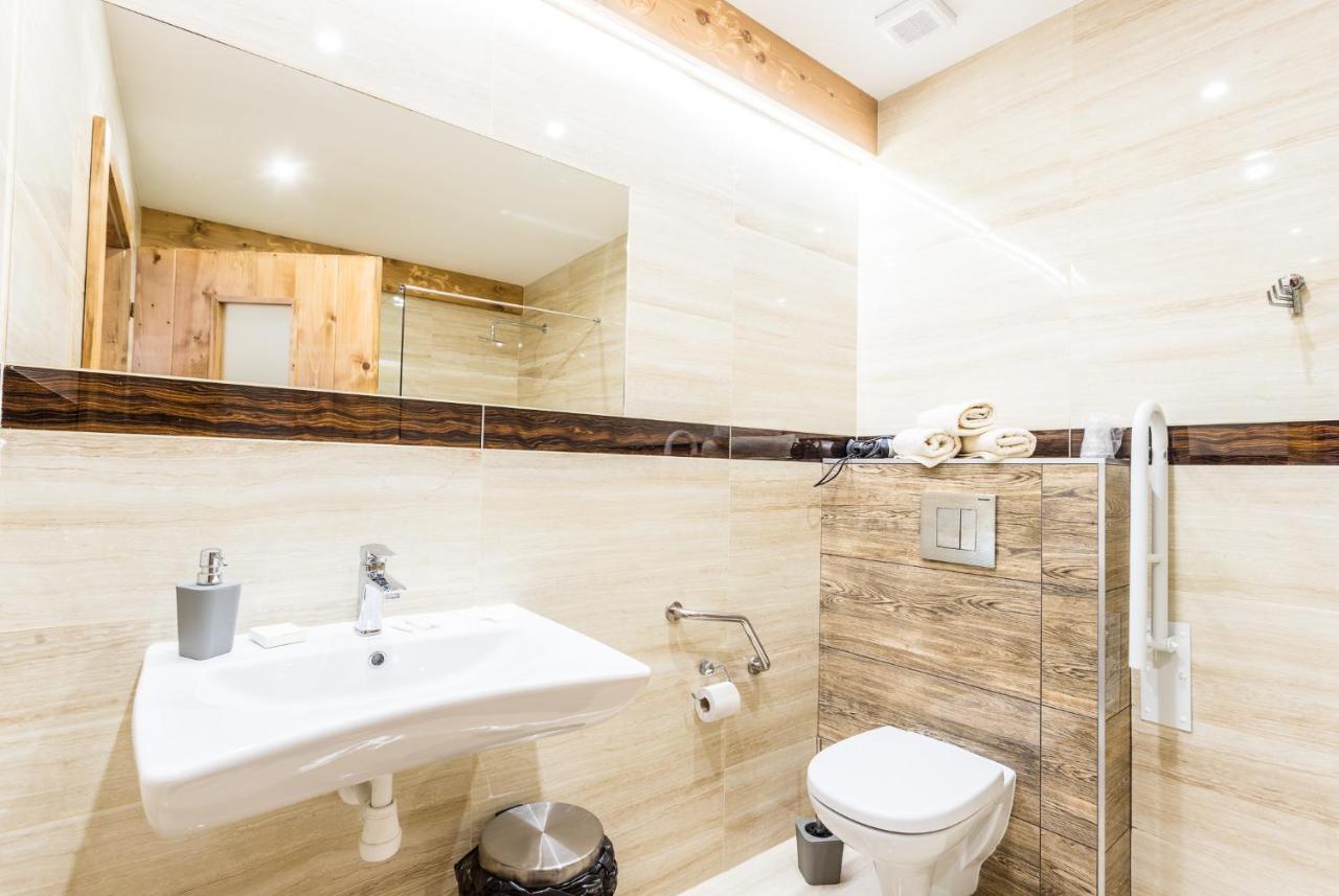 Hotel Palatin Oravsky Podzamok Ngoại thất bức ảnh