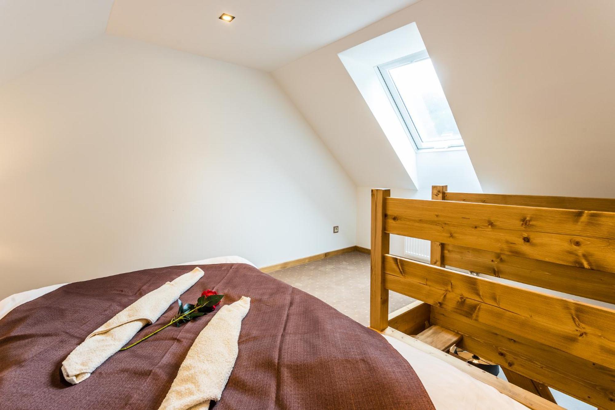 Hotel Palatin Oravsky Podzamok Ngoại thất bức ảnh
